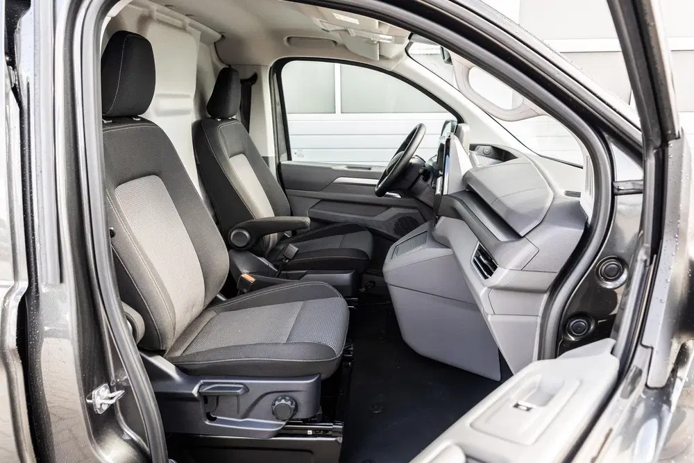 Volkswagen Transporter 2.5 eHybrid 233pk AUT L2H1 30 Bulli uit 2026, foto 12