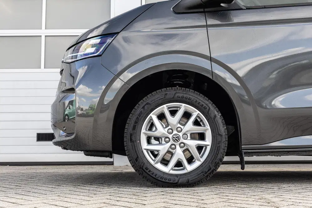 Volkswagen Transporter 2.5 eHybrid 233pk AUT L2H1 30 Bulli uit 2026, foto 13
