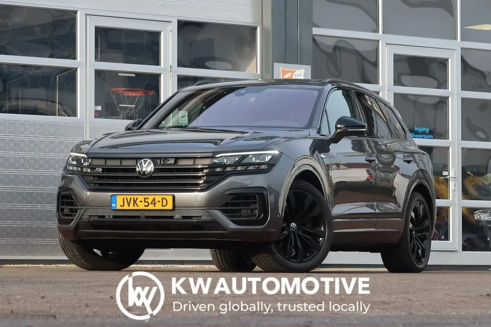 Volkswagen Touareg 3.0 TSi 4MOTION R PANO/ MASS/ DYN/ LUCHT/ uit 2020