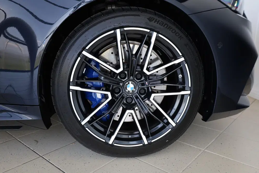BMW M5 Touring Bowers & Wilkins uit 2026, foto 8