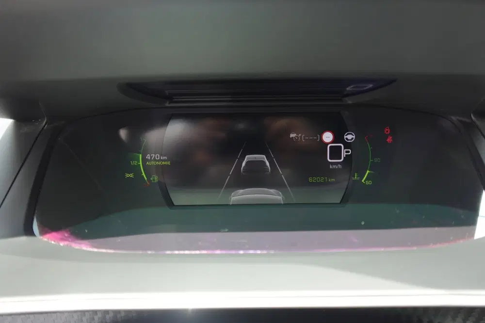 Peugeot 208 1.2 PureTech GT PANO KEYLESS CAM uit 2022, foto 19