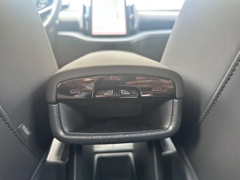 Volvo EX30 Single motor Plus uit 2026, foto 17