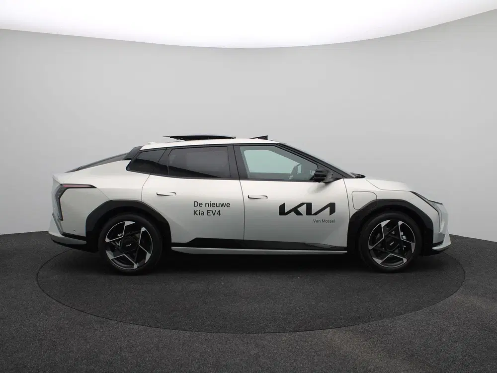Kia EV4 GT-PlusLine 81.4 kWh uit 2025, foto 8