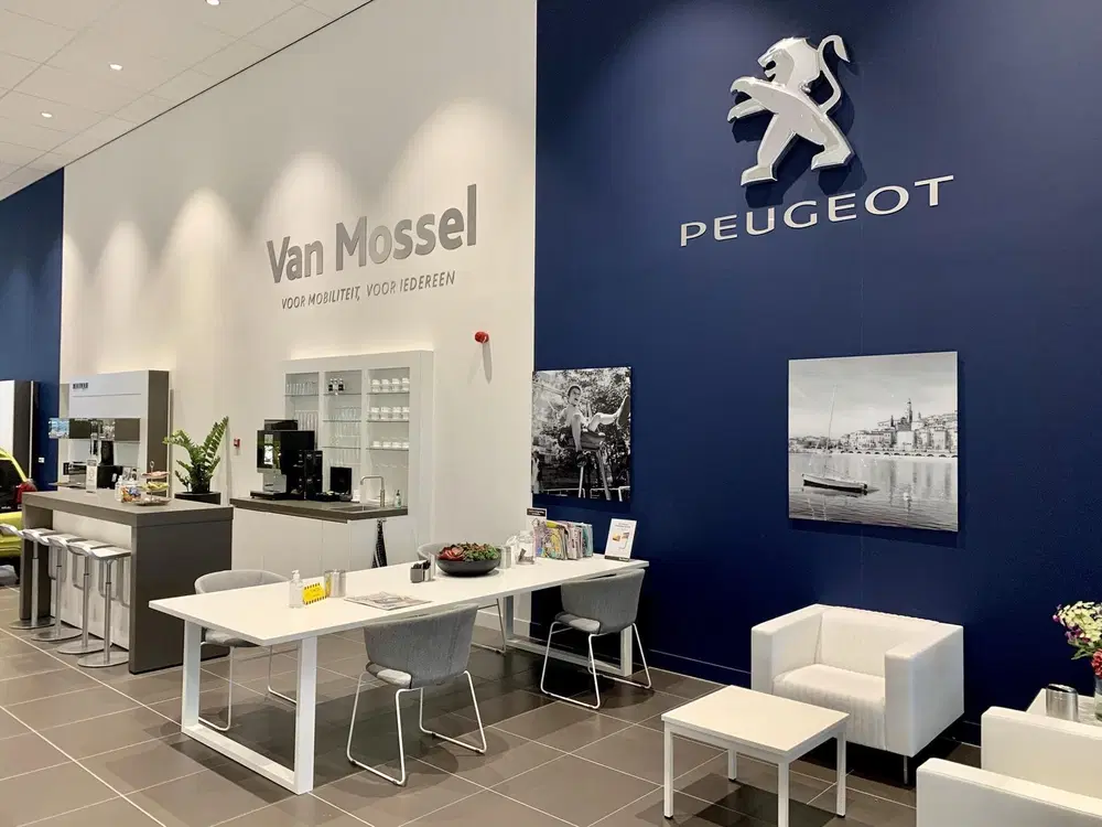 Peugeot 208 1.2 PureTech Active uit 2023, foto 4
