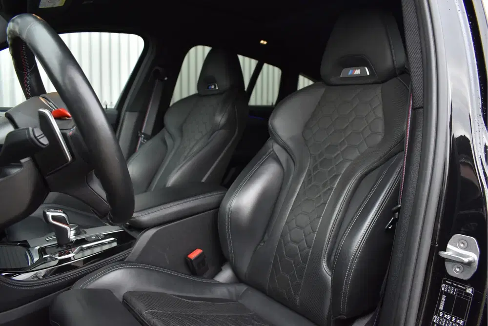 BMW X4 M Competition Panorama uit 2020, foto 11