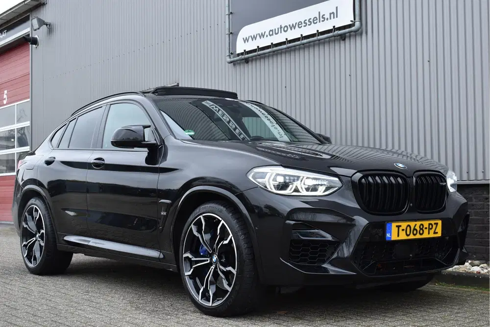 BMW X4 M Competition Panorama uit 2020, foto 14