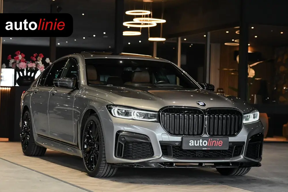 BMW 7-serie 730d M-Sport. Pano uit 2019