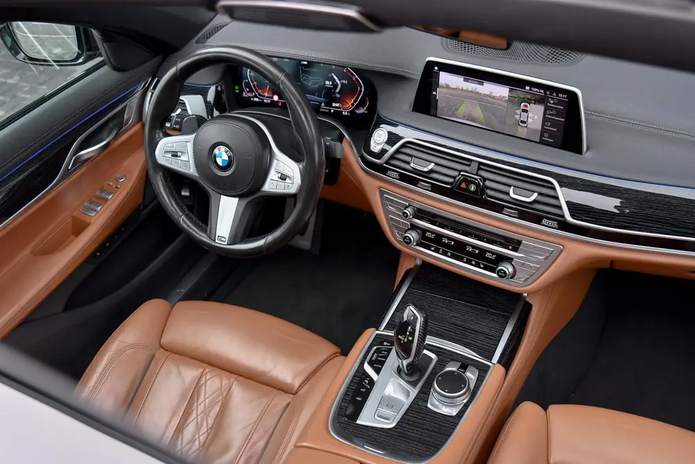BMW 7-serie 730d M-Sport. Pano uit 2019, foto 12