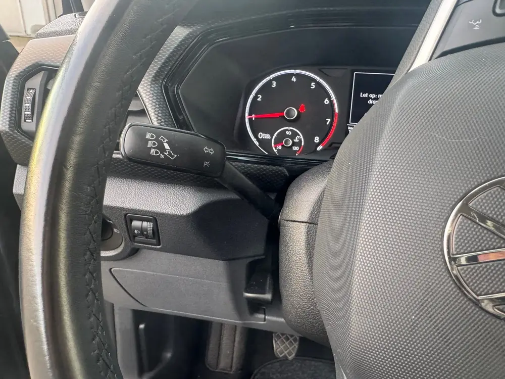 Volkswagen T-Cross 1.0 TSI Life , Airco , Navigatie uit 2020, foto 11