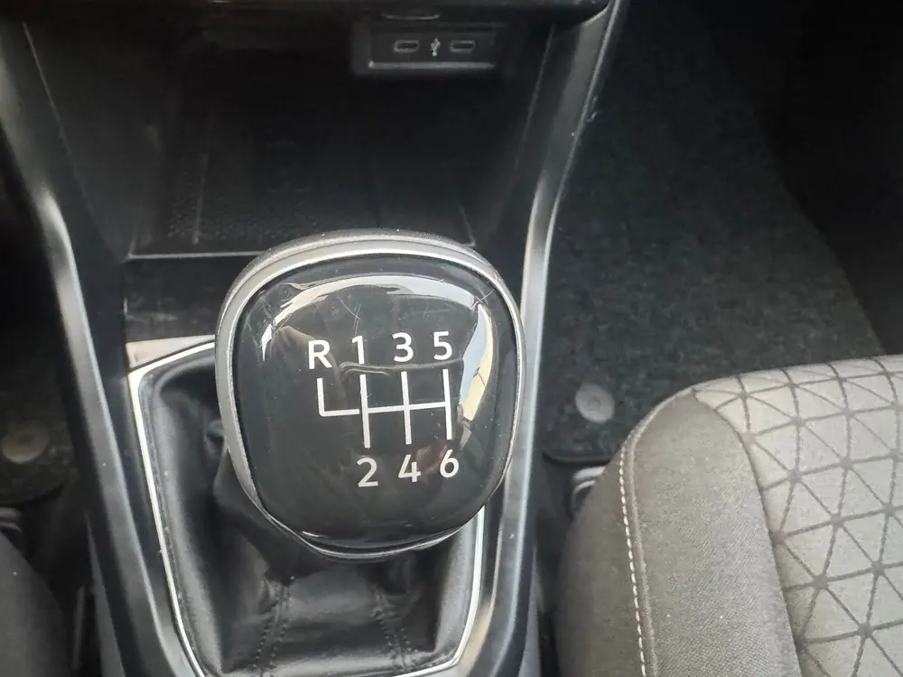 Volkswagen T-Cross 1.0 TSI Life , Airco , Navigatie uit 2020, foto 18