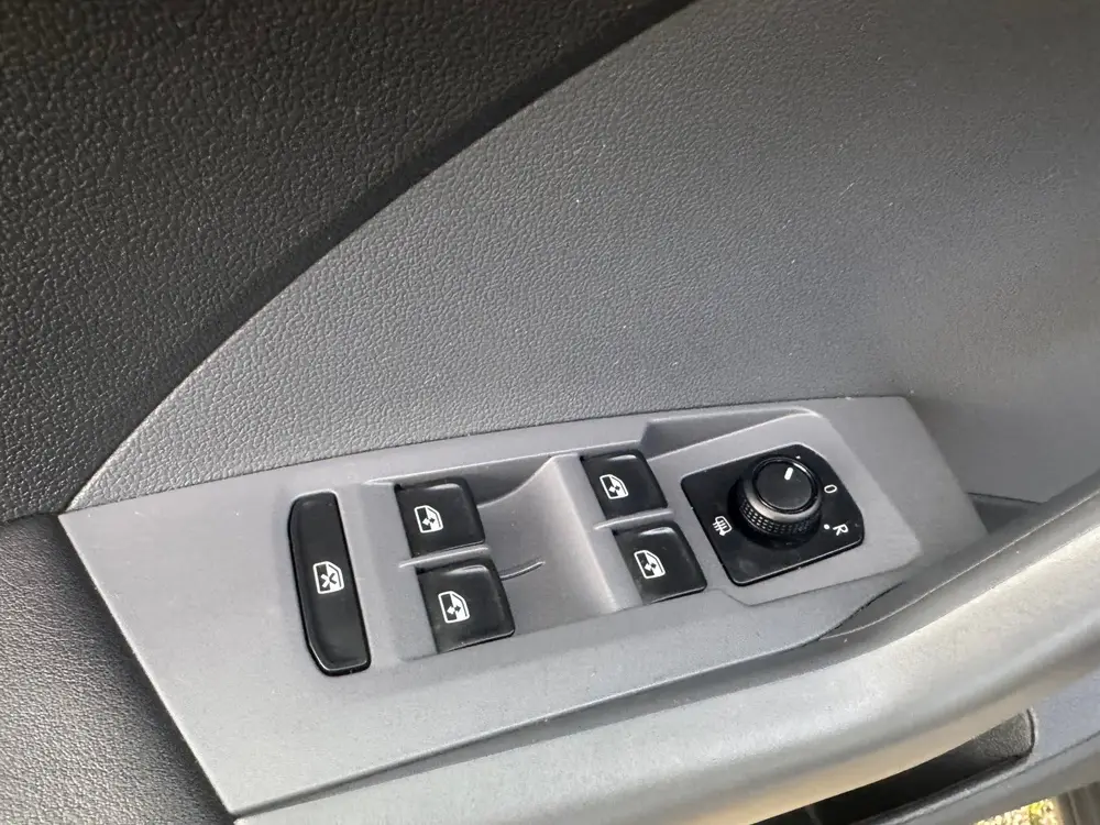 Volkswagen T-Cross 1.0 TSI Life , Airco , Navigatie uit 2020, foto 5