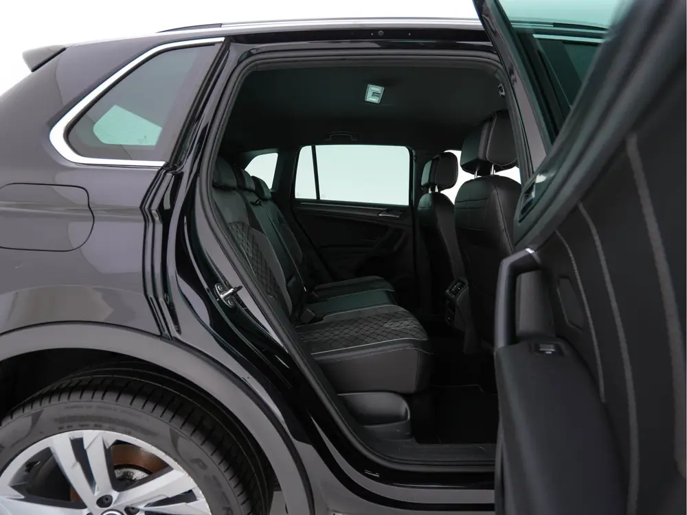 Volkswagen Tiguan 1.4 TSI eHybrid R-Line Business+ (Plug-in) uit 2022, foto 11