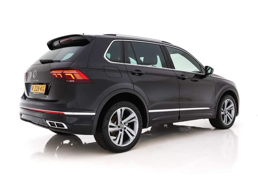 Volkswagen Tiguan 1.4 TSI eHybrid R-Line Business+ (Plug-in) uit 2022, foto 6