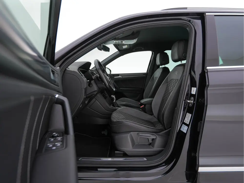 Volkswagen Tiguan 1.4 TSI eHybrid R-Line Business+ (Plug-in) uit 2022, foto 8