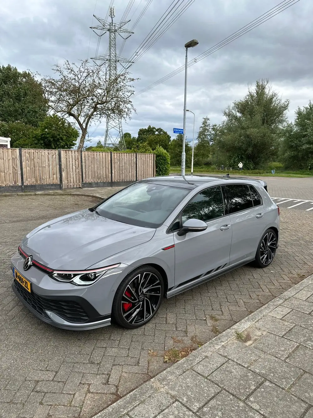 Volkswagen Golf GTI Clubsport | 2021 | 300pk | Moonstonegrey uit 2021, foto 7