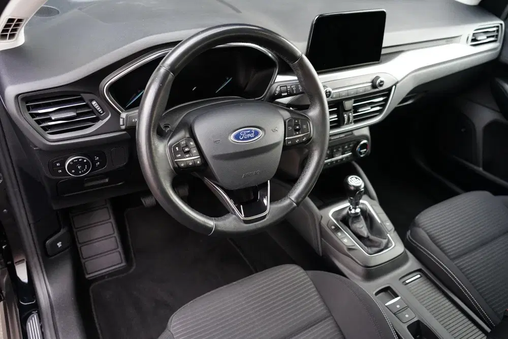 Ford Focus 1.0 EcoBoost Titanium Business uit 2019, foto 14