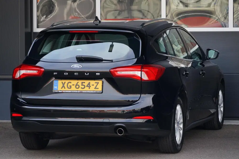 Ford Focus 1.0 EcoBoost Titanium Business uit 2019, foto 2