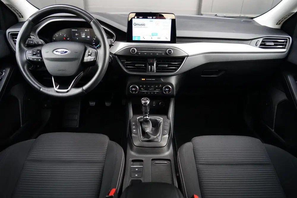Ford Focus 1.0 EcoBoost Titanium Business uit 2019, foto 4