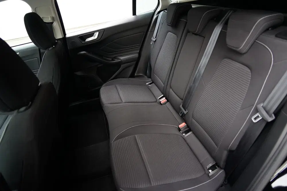 Ford Focus 1.0 EcoBoost Titanium Business uit 2019, foto 6