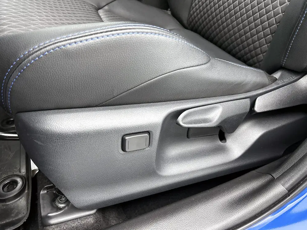 Toyota Yaris 1.5 Hybrid 130 Launch Edition limited uit 2024, foto 19