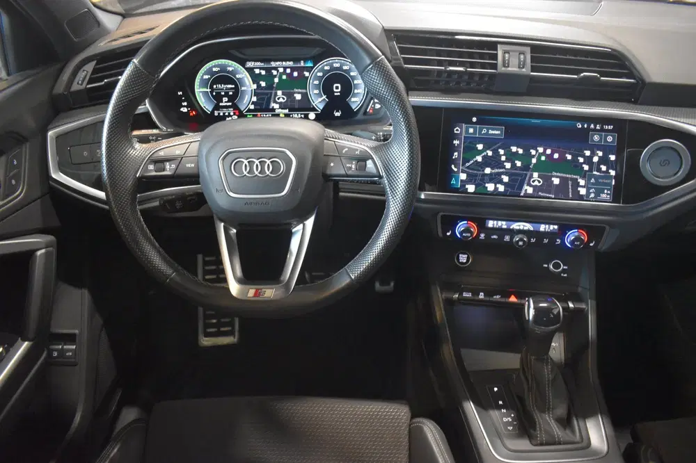 Audi Q3 45 TFSI e S-Line 245pk uit 2022, foto 4
