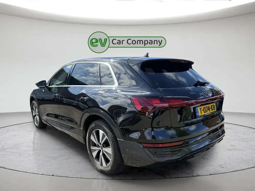 Audi Q8 e-tron 50 quattro Edition 95 kWh uit 2023, foto 3
