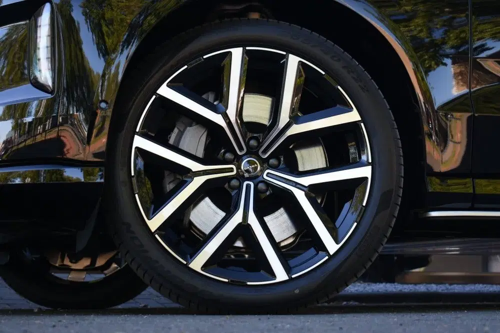 Volvo EX90 Twin Performance 680pk uit 2026, foto 17