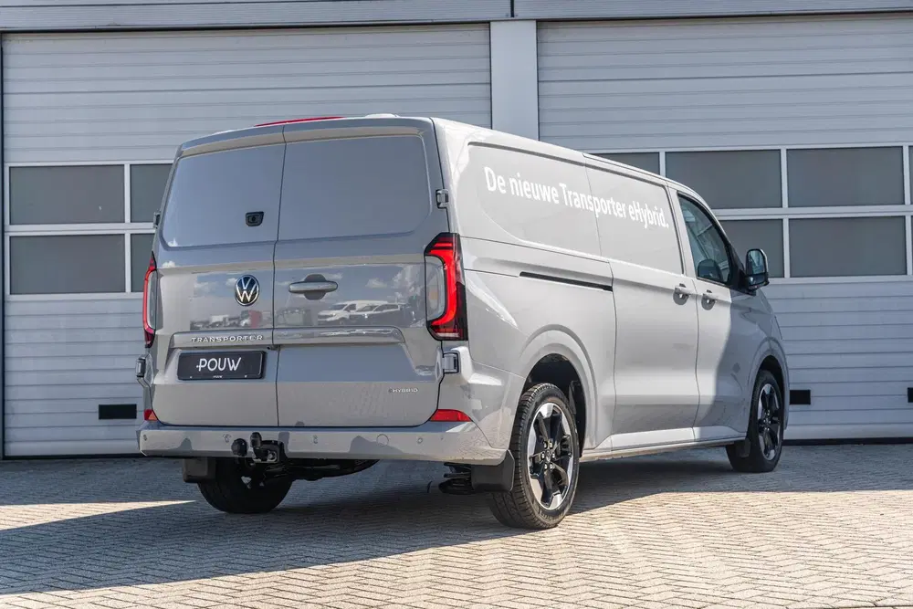 Volkswagen Transporter 2.5 eHybrid 233pk AUT L2H1 30 Bulli uit 2026, foto 2