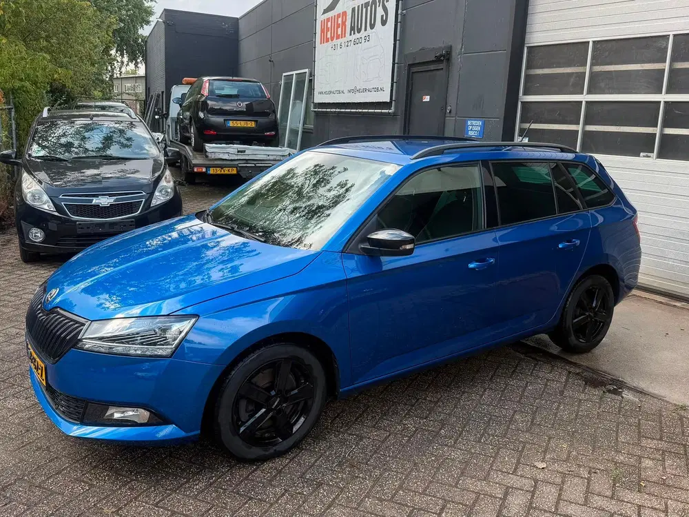 Skoda Fabia Combi 1.0 TSI Business Edition uit 2021, foto 2