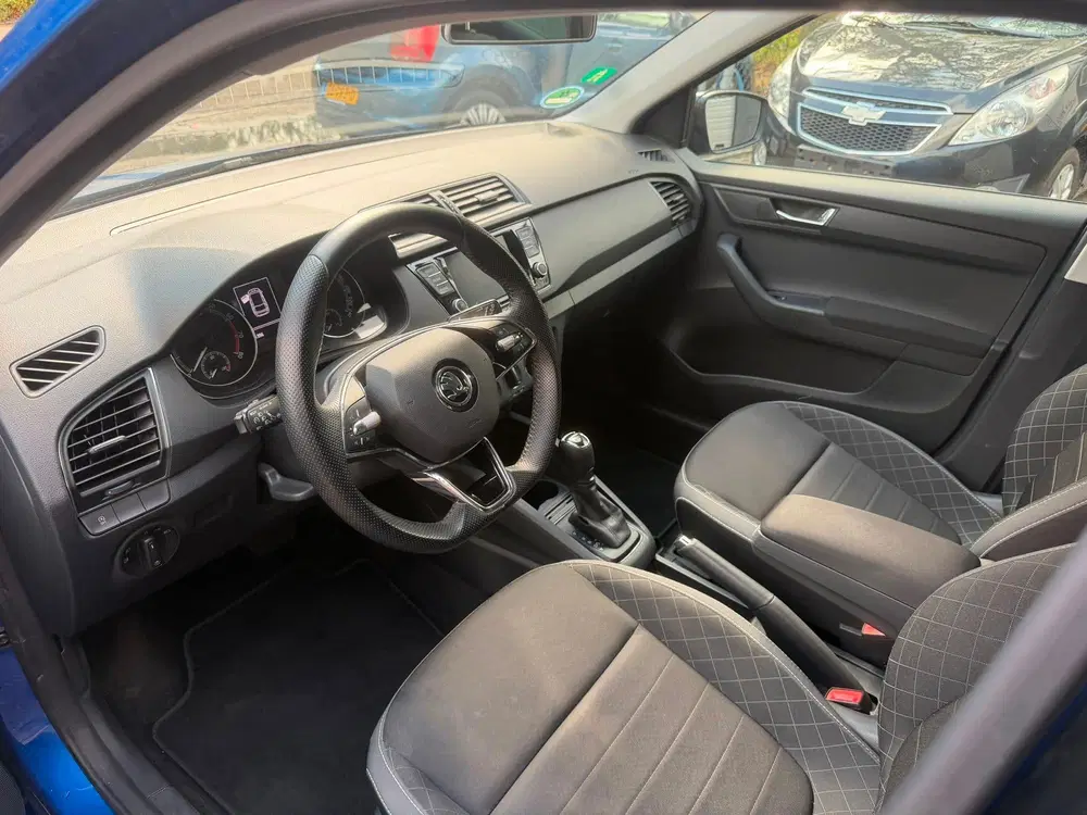 Skoda Fabia Combi 1.0 TSI Business Edition uit 2021, foto 7