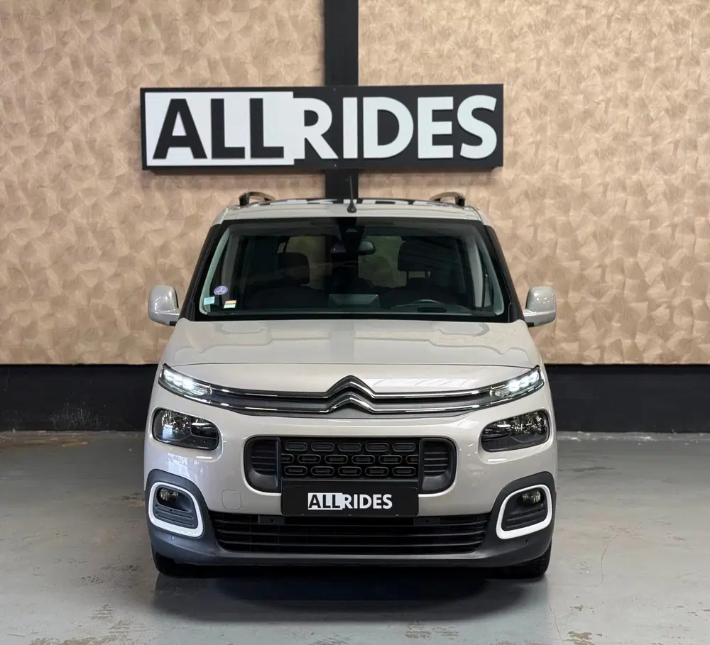 Citroën Berlingo Citroen Berlingo 1.2 PureTech Shine uit 2020, foto 6