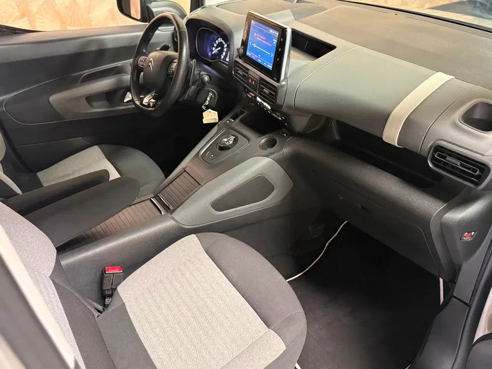 Citroën Berlingo Citroen Berlingo 1.2 PureTech Shine uit 2020, foto 9