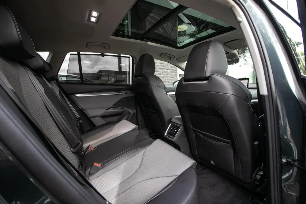 Skoda Enyaq 80 uit 2021, foto 6