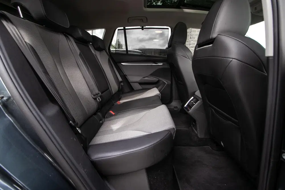 Skoda Enyaq 80 uit 2021, foto 7