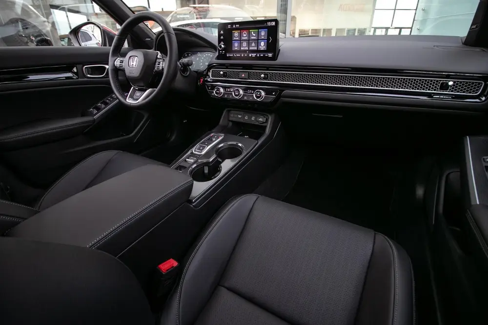 Honda Civic 2.0 e:HEV Advance uit 2026, foto 4