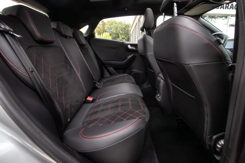 Ford Puma 1.0 EcoBoost Hybrid ST-Line X uit 2024, foto 8