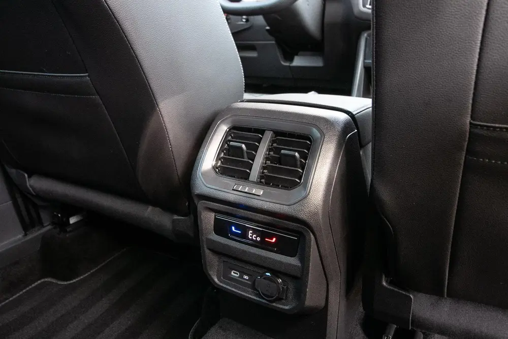 Volkswagen Tiguan 1.4 TSI eHybrid R-Line Business+ - Trekhaa uit 2022, foto 10