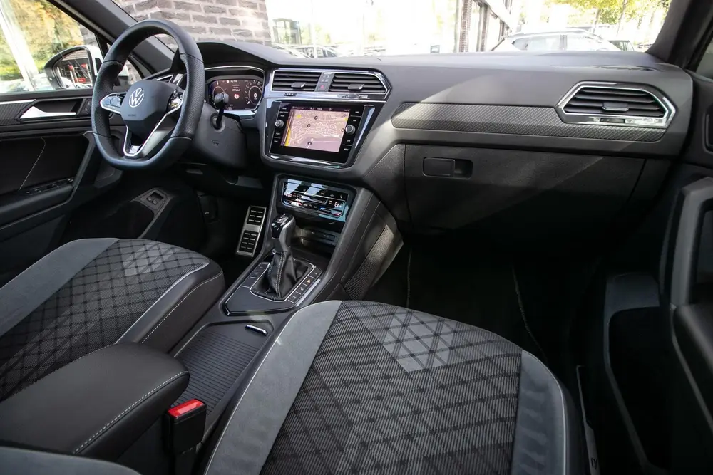 Volkswagen Tiguan 1.4 TSI eHybrid R-Line Business+ - Trekhaa uit 2022, foto 4