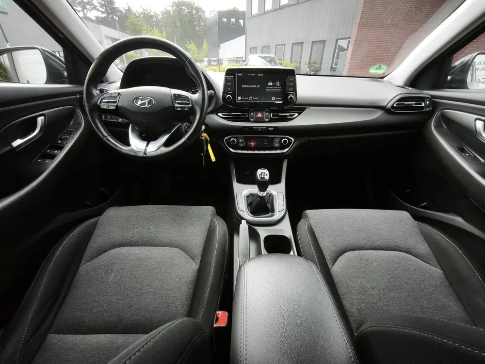 Hyundai i30 1.0 T-GDi MHEV Comfort Navi-Carplay Stoel uit 2022, foto 3