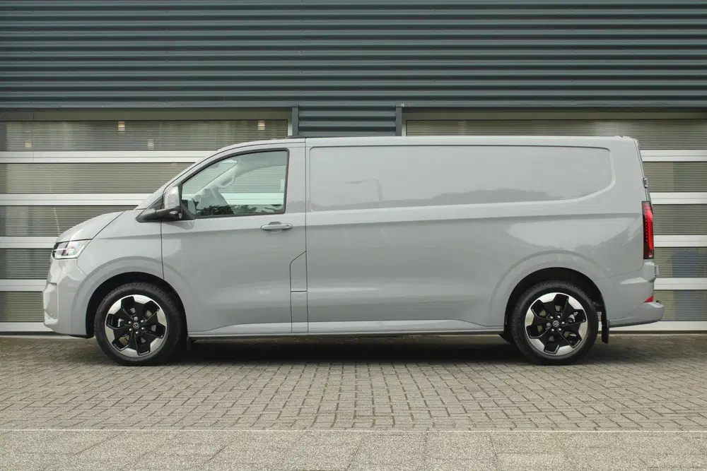 Volkswagen Transporter 2.5 eHybrid 233pk AUT L2H1 30 Bulli uit 2026, foto 15