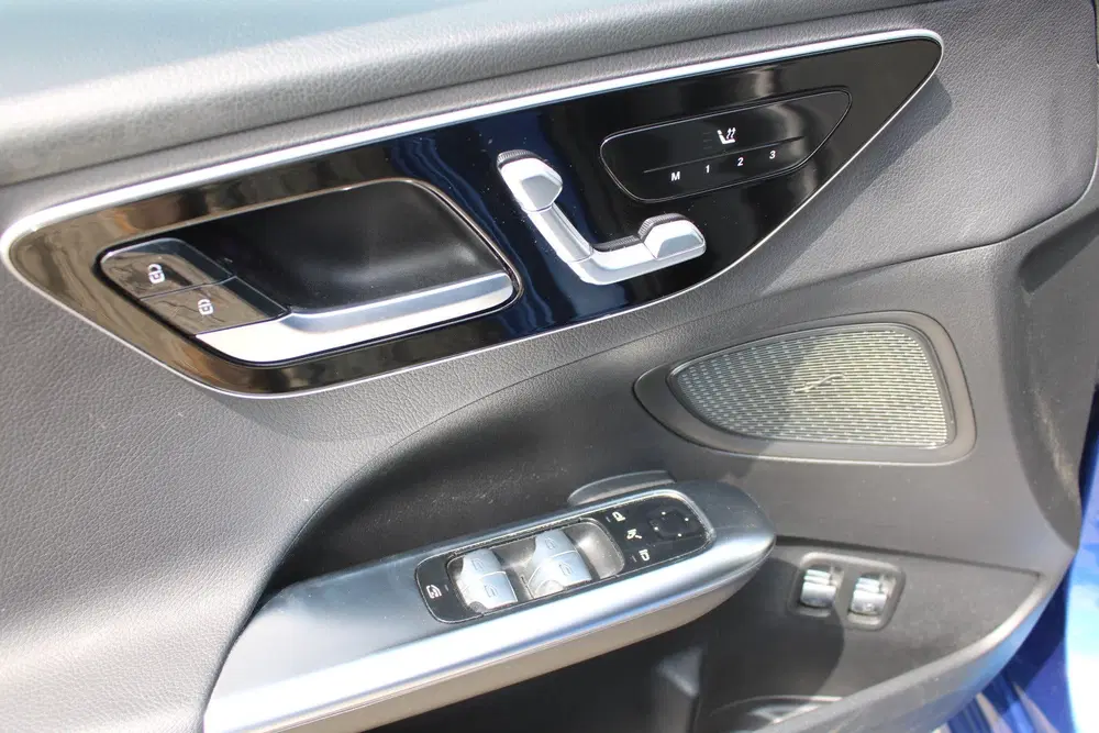 Mercedes-Benz C-Klasse 300e Luxury Line NIGHT PAKKET uit 2022, foto 15