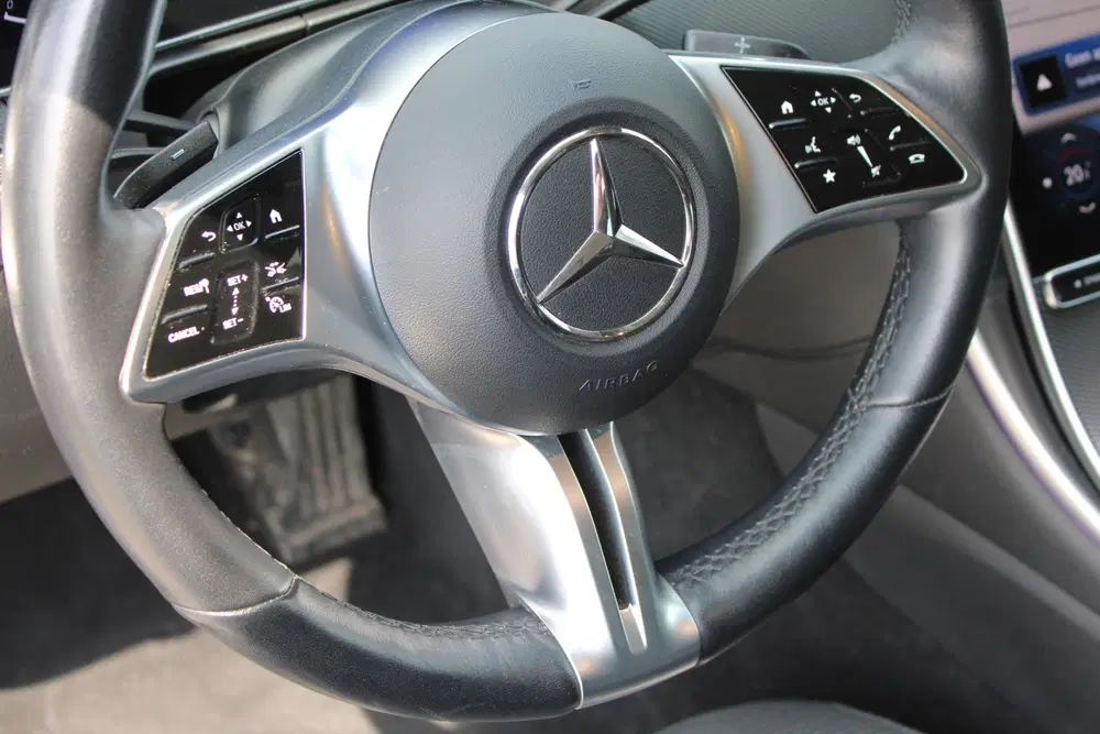 Mercedes-Benz C-Klasse 300e Luxury Line NIGHT PAKKET uit 2022, foto 19