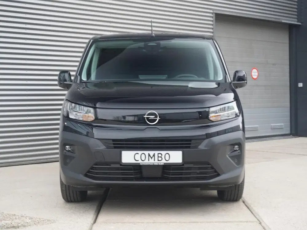 Opel Combo L1 50kWh uit 2026, foto 2
