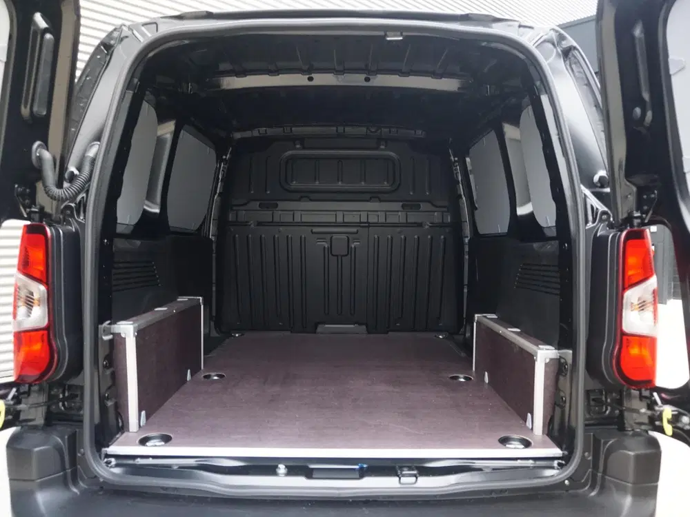 Opel Combo L1 50kWh uit 2026, foto 8