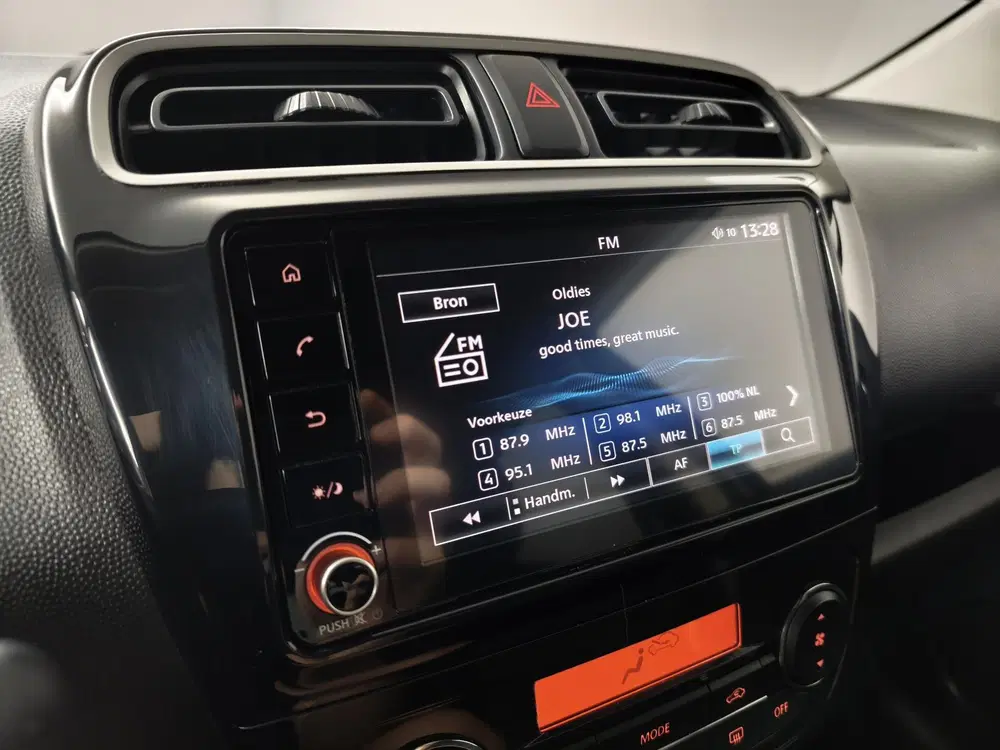 Mitsubishi Space Star 1.2 Dynamic uit 2024, foto 11