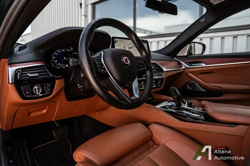 BMW B5 ALLRAD BTW, LAVALINA II, sperdiff Bowers en Wilkin uit 2022, foto 10