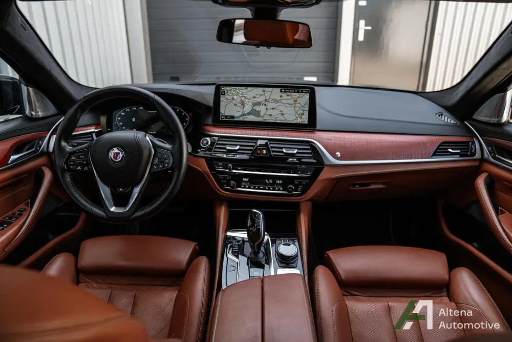 BMW B5 ALLRAD BTW, LAVALINA II, sperdiff Bowers en Wilkin uit 2022, foto 15