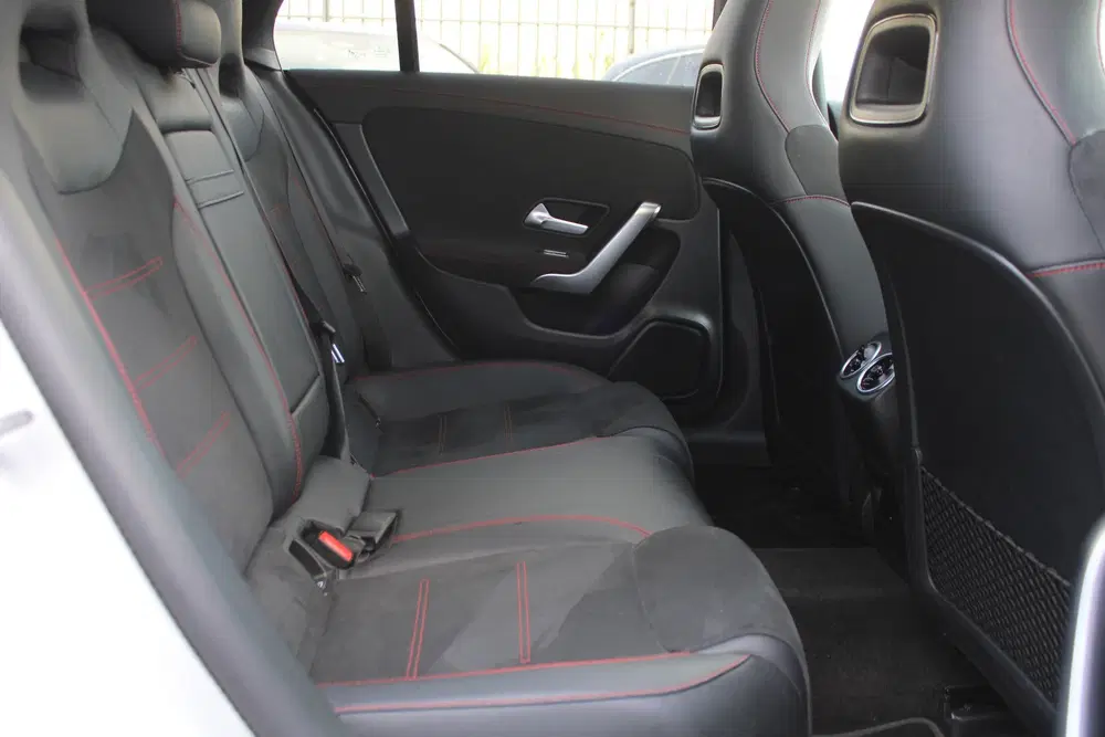 Mercedes-Benz CLA 180 AUT7 AMG NIGHT P uit 2022, foto 19