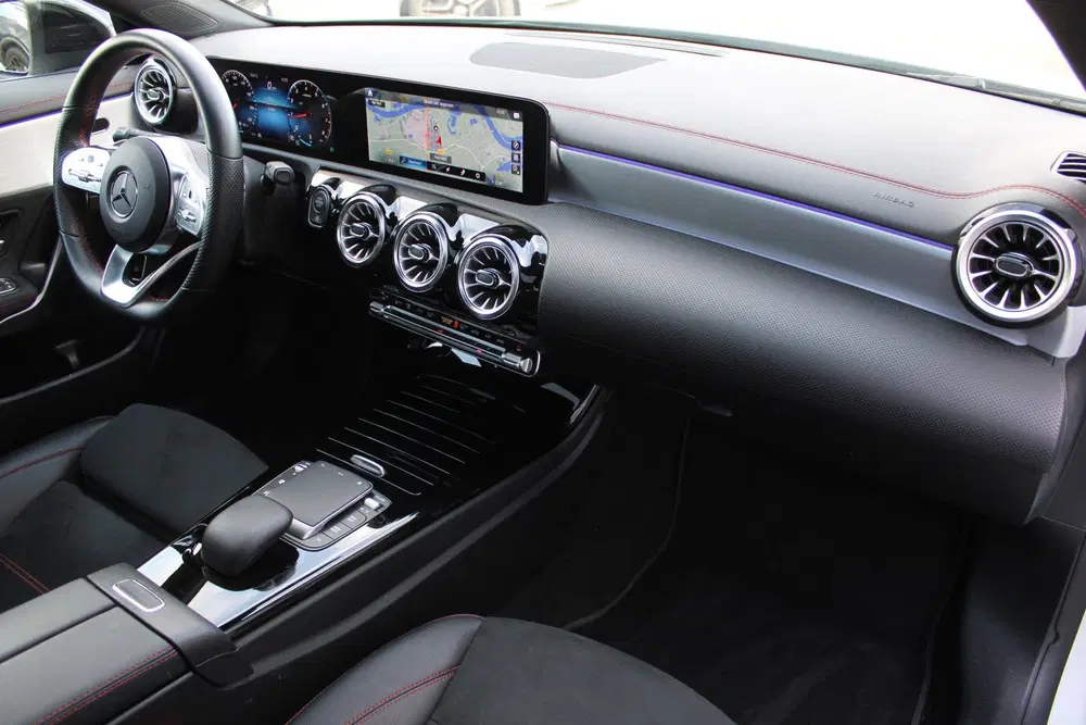 Mercedes-Benz CLA 180 AUT7 AMG NIGHT P uit 2022, foto 20