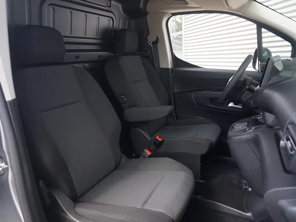 Opel Combo L1 50kWh uit 2026, foto 12